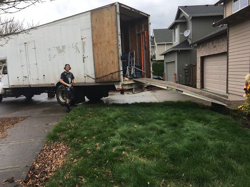 Moving Company «Priority Moving Services», reviews and photos, 560 SE 4th Ave, Hillsboro, OR 97123, USA