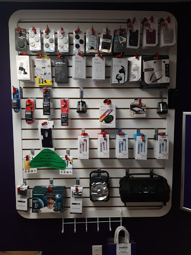 Cell Phone Store «MetroPCS Authorized Dealer», reviews and photos, 3771 Commercial St SE, Salem, OR 97302, USA