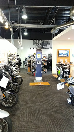 BMW Motorcycle Dealer «BMW Motorcycles of Ventura County», reviews and photos, 830 Tourmaline Dr, Newbury Park, CA 91320, USA