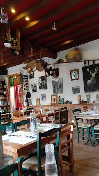 Atmosphère du Restaurant familial L'Auberge de la Sure à La Sure en Chartreuse - n°13