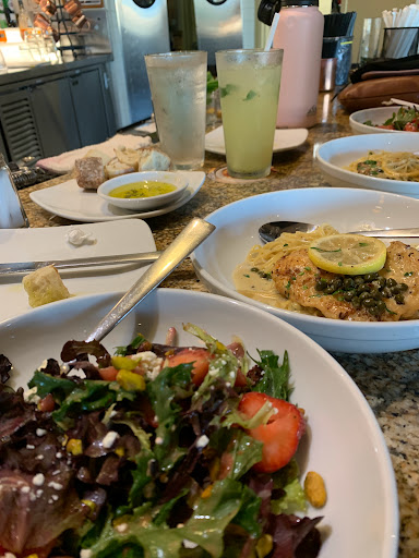 Shopping Mall «Bridgeport Village», reviews and photos, 7455 SW Bridgeport Rd, Tigard, OR 97224, USA