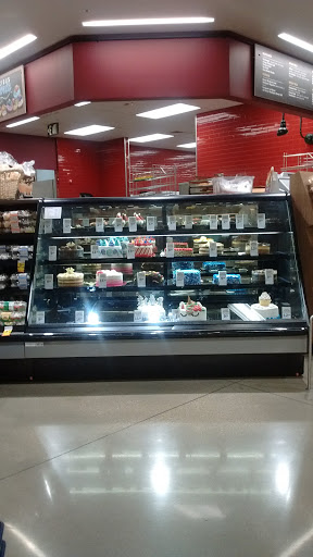 Grocery Store «Meijer», reviews and photos, 7701 Green Bay Rd, Kenosha, WI 53142, USA