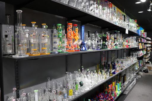 Vaporizer Store «Vapors smoke shop», reviews and photos, 5546 Old Shell Rd, Mobile, AL 36608, USA