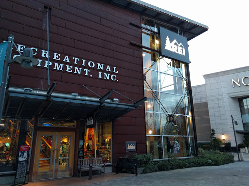 Camping Store «REI», reviews and photos, 3000 184th St SW #952, Lynnwood, WA 98037, USA