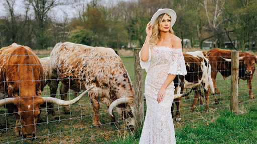 Bridal Shop «SGE Bridal Boutique», reviews and photos, 1020 N Hamilton Rd, Gahanna, OH 43230, USA