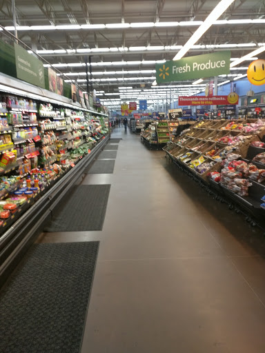 Department Store «Walmart Supercenter», reviews and photos, 632 Grassfield Pkwy, Chesapeake, VA 23322, USA