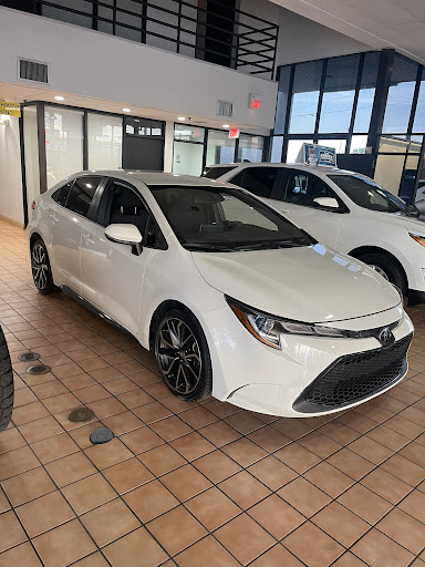 Used Car Dealer «Premium Cars Miami», reviews and photos, 290 NW 27th Ave, Miami, FL 33125, USA