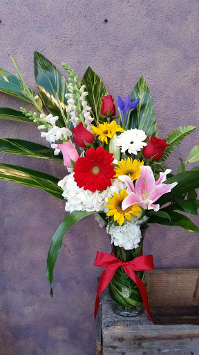 Florist «Piccolo Flowers», reviews and photos, 3200 E Broadway, Long Beach, CA 90803, USA