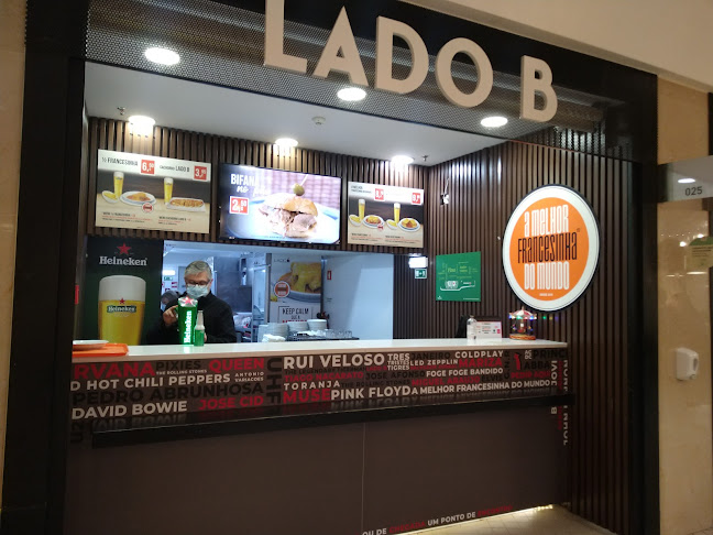 Lado B - Mercado Bom Sucesso - Porto
