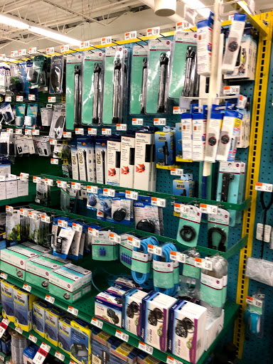 Pet Supply Store «Pet Supplies Plus», reviews and photos, 5092 Mayfield Rd, Lyndhurst, OH 44124, USA