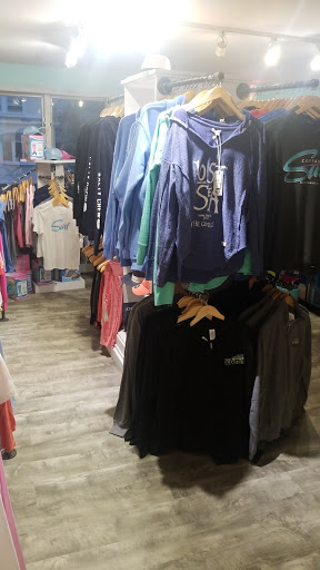 Liquor Store «The Cottage Island Market», reviews and photos, 14 Plum Island Turnpike, Newbury, MA 01951, USA