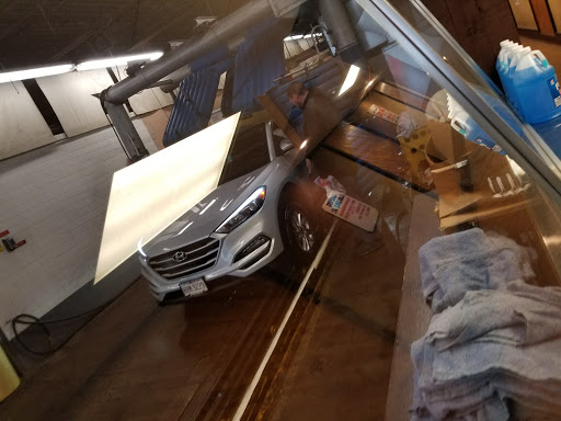 Car Wash «Pearl Brookpark Car Wash», reviews and photos, 5133 Pearl Rd, Cleveland, OH 44129, USA