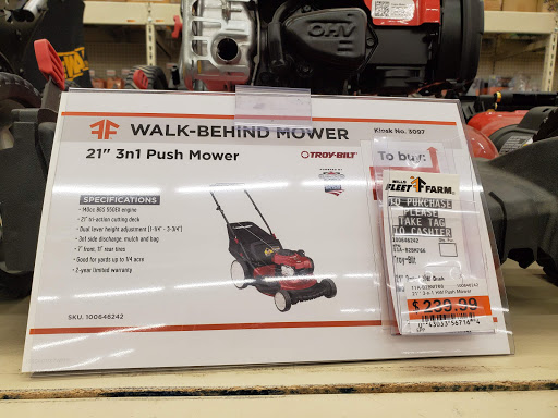 Department Store «Mills Fleet Farm», reviews and photos, 629 Rogersville Rd, Fond du Lac, WI 54935, USA