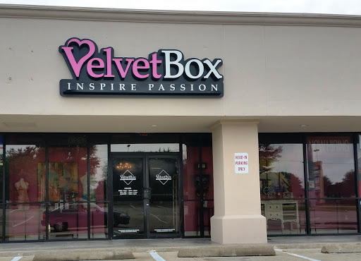 Velvet Box, 413 E Round Grove Rd #101, Lewisville, TX 75067, USA, 