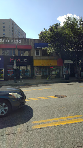 Record Store «The Record Exchange», reviews and photos, 8642 Colesville Rd, Silver Spring, MD 20910, USA