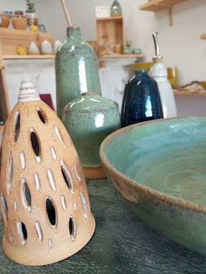 Atelier poignée d'argile à Valensole