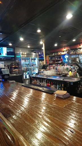 American Restaurant «The Garage Pub & Grill», reviews and photos, 308 4th St, Columbus, IN 47201, USA