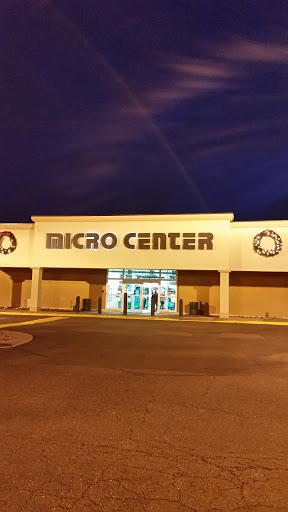 Electronics Store «Micro Center», reviews and photos, 8000 E Quincy Ave, Denver, CO 80237, USA