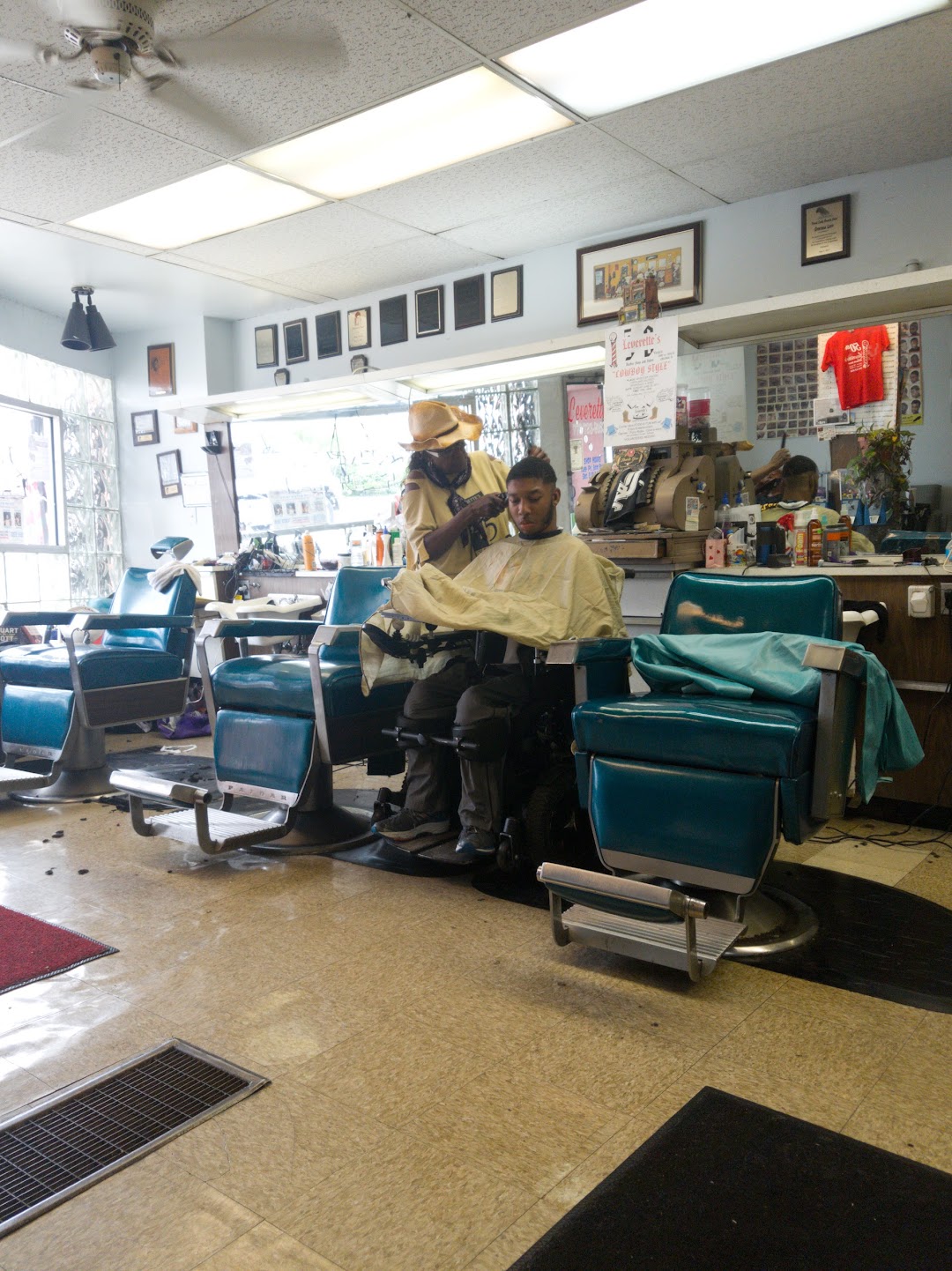 Leverettes Barber Shop