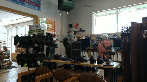 Shoe Store «Karavel Shoes», reviews and photos, 5501 Burnet Rd, Austin, TX 78756, USA