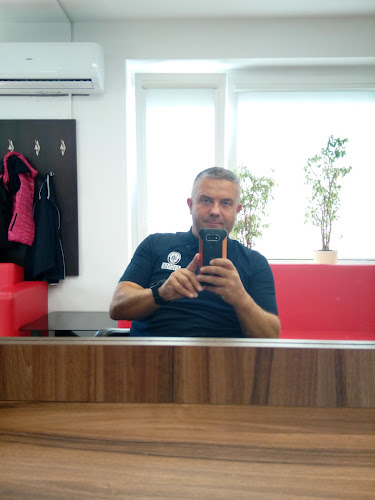 Agio. Salon fryzjersko - kosmetyczny