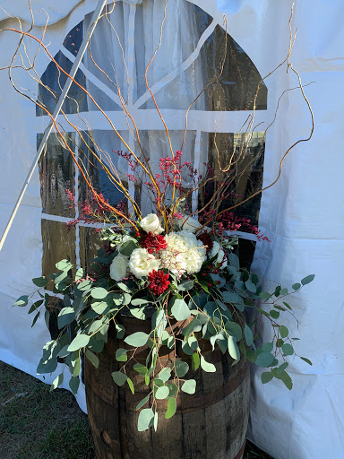 Florist «Artistic Floral», reviews and photos, 878 W Eads Pkwy, Lawrenceburg, IN 47025, USA