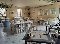 Atmosphère du Restaurant Logis Hôtel La Renaissance à Caylus - n°2