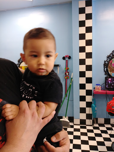 Hair Salon «Pelitos Hair Salon for Kids & Adults», reviews and photos, 11254 Whittier Blvd, Whittier, CA 90606, USA