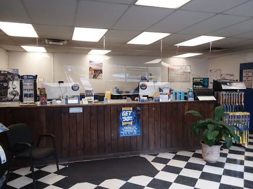 Auto Repair Shop «North Road Auto», reviews and photos, 11-17 Marist Dr, Poughkeepsie, NY 12601, USA