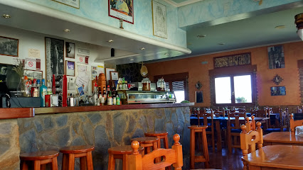 Bar-Restaurante El Puro - C. Carretera, 1, 22808 Riglos, Huesca, Spain