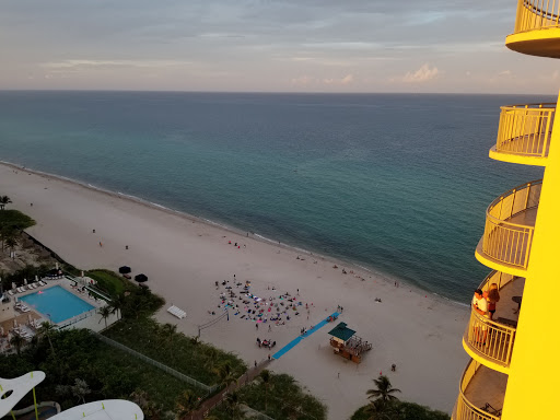 Amusement Park «Gilbert Samson Oceanfront Park», reviews and photos, 17425 Collins Ave, Sunny Isles Beach, FL 33160, USA