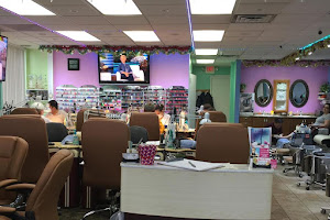 La Nails Spa