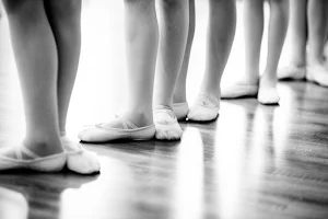 Szkoła Tańca i Baletu Le Pas image
