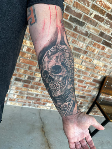 Explore simple line work tattoo ideas, creative tattoo ideas in Talbott, available at Alpha Tattoo co.