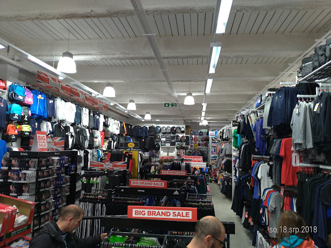 Comments and reviews of Sports Direct