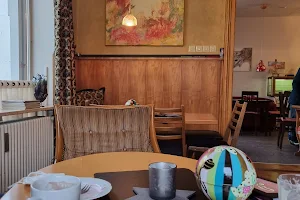 Cafe Fahrenschon image