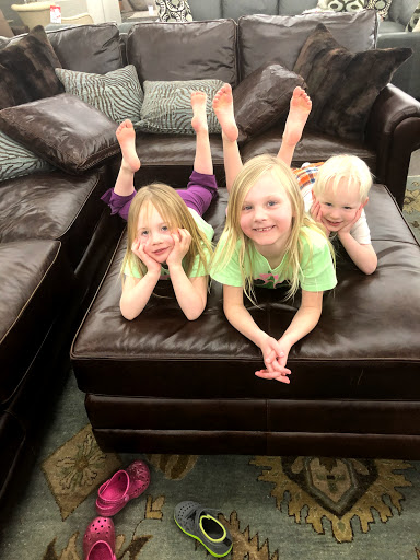 Furniture Store «Leathers Home Furnishings», reviews and photos, 1520 11th Ave NW, Issaquah, WA 98027, USA