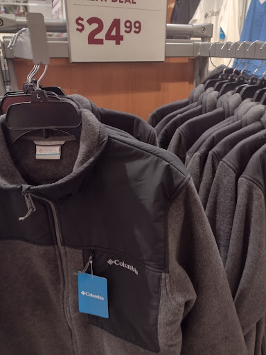 Sportswear Store «Columbia Sportswear Outlet at Ontario Mills», reviews and photos, 1 Mills Cir #342, Ontario, CA 91764, USA