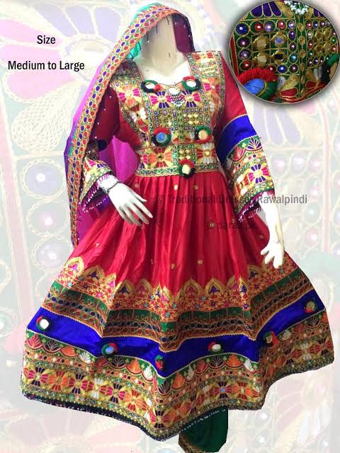 Traditional Classic Cultural Pakistan Dress