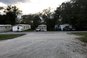 Meadowbrook Court Mobile Home Park image