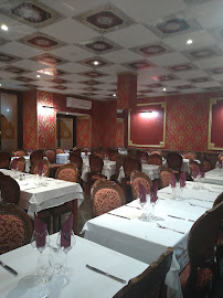 Atmosphère du Restaurant indien RESTAURANT RAJMAHAL à Nice - n°10