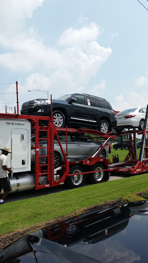 Car Dealer «Serra Toyota of Decatur», reviews and photos, 309 Beltline Pl SW, Decatur, AL 35603, USA