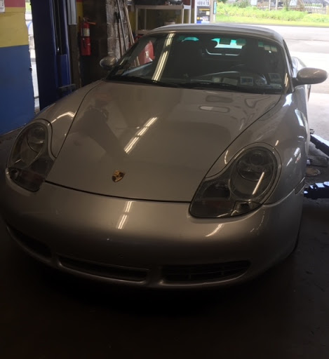 Auto Body Shop «M&J Automotive LLC», reviews and photos, 2661 Long Ridge Rd, Stamford, CT 06903, USA