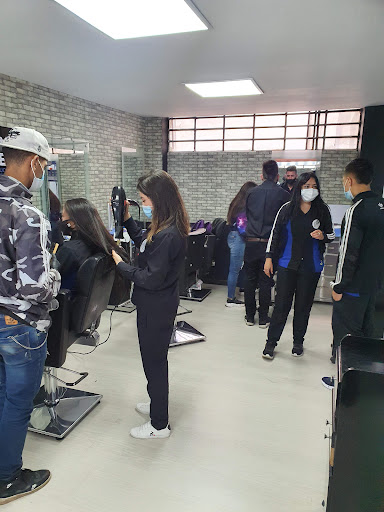 Clases barberia Bogota