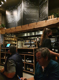 Atmosphère du Restaurant français Froggys' Tavern à Montreuil-sur-Mer - n°5