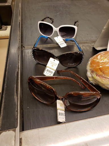 Grocery Store «Super Foodtown of Port Monmouth», reviews and photos, 426 NJ-36, Port Monmouth, NJ 07758, USA