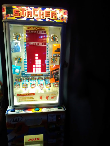 Movie Theater «Rave Cinemas Dayton South and XD», reviews and photos, 195 Mall Woods Dr, Dayton, OH 45449, USA