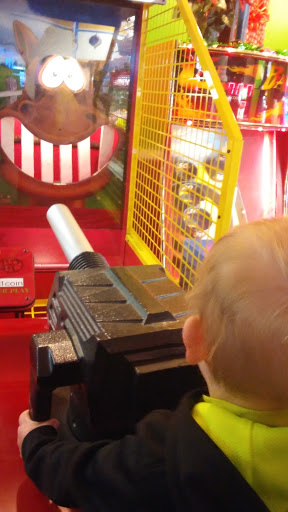 Amusement Center «Meadowbrook Family Fun Center», reviews and photos, 7200 W Nob Hill Blvd, Yakima, WA 98908, USA