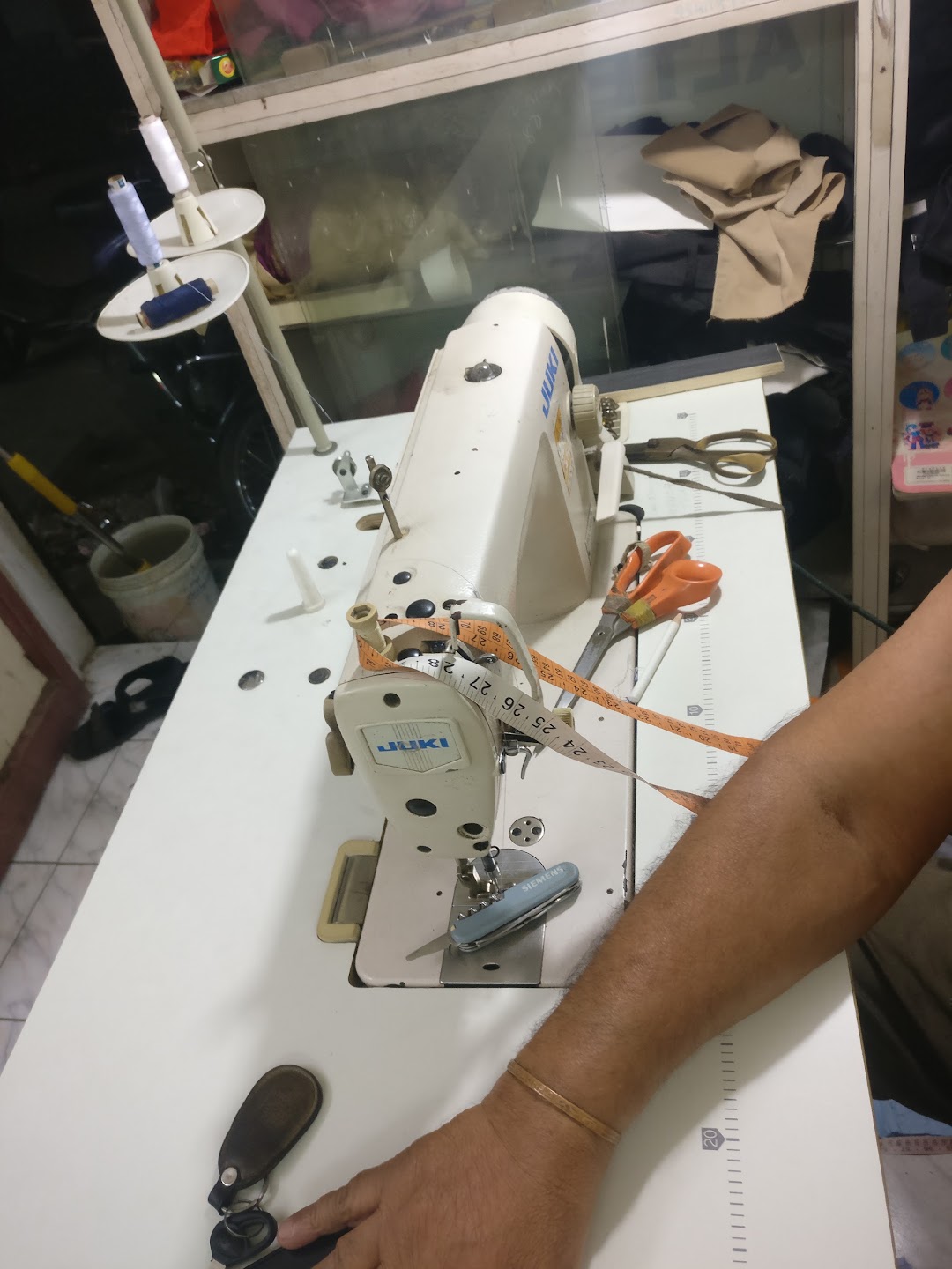 Alteration tailor
