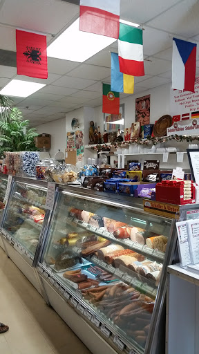 Convenience Store «J J Delicatessen», reviews and photos, 174 Pike St # A, Port Jervis, NY 12771, USA